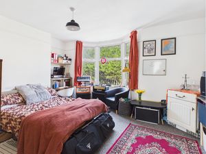 Photo 17- click for photo gallery